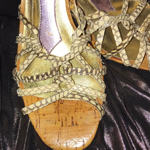 Gold Open Toe Sandals - Picture 2 of 6